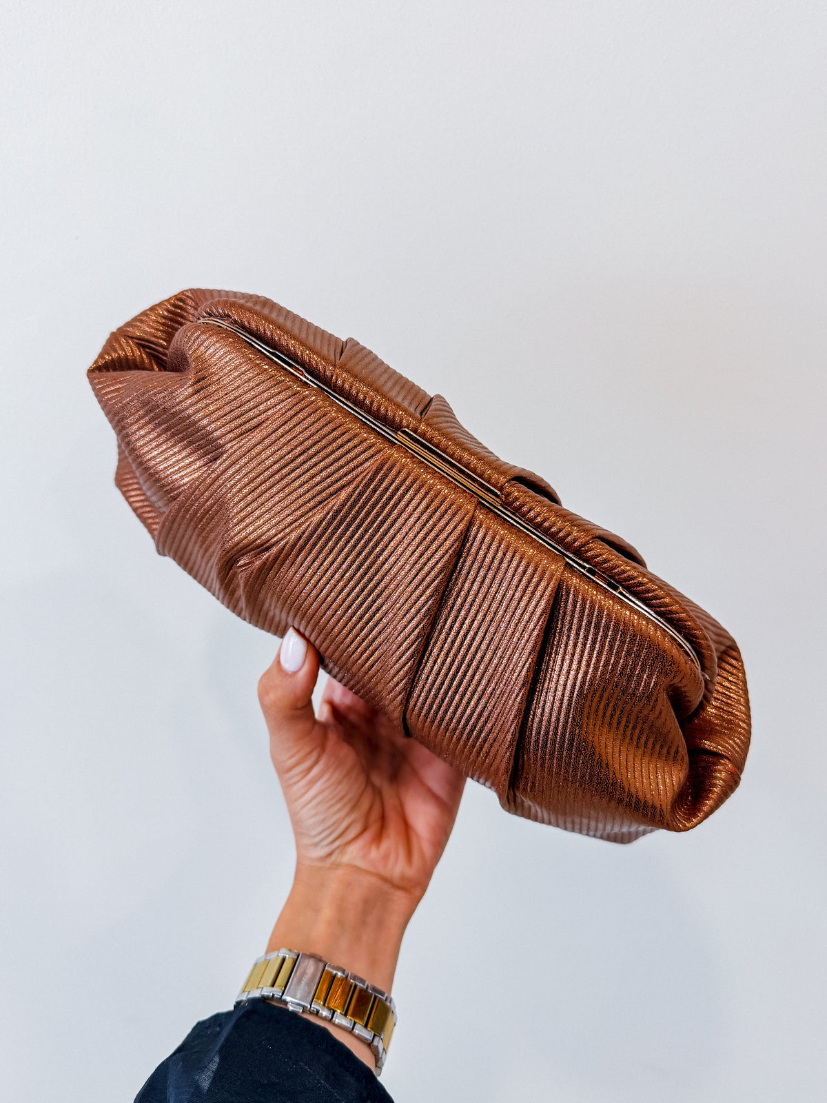 CAROLA BRONZE METALLIC CLUTCH