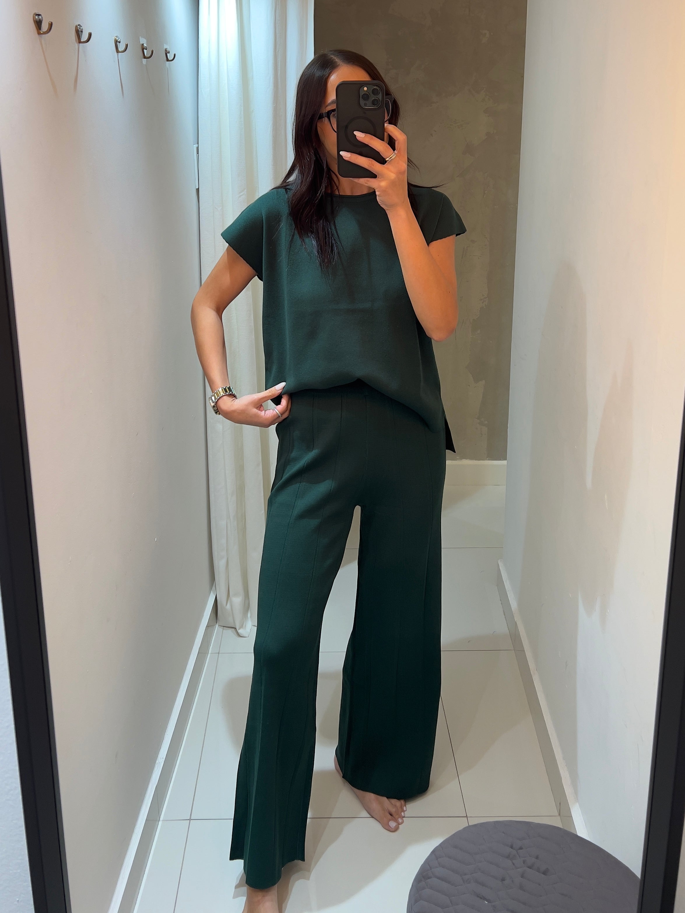 AMANDA HUNTER GREEN TRAVEL SET