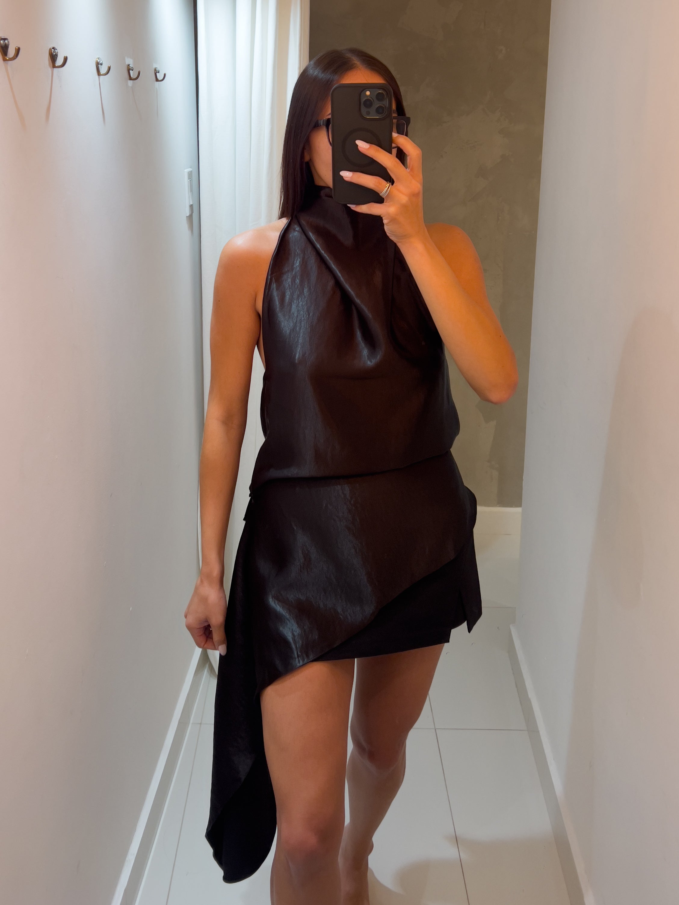 ATHINA TUNIC BLOUSE IN BLACK