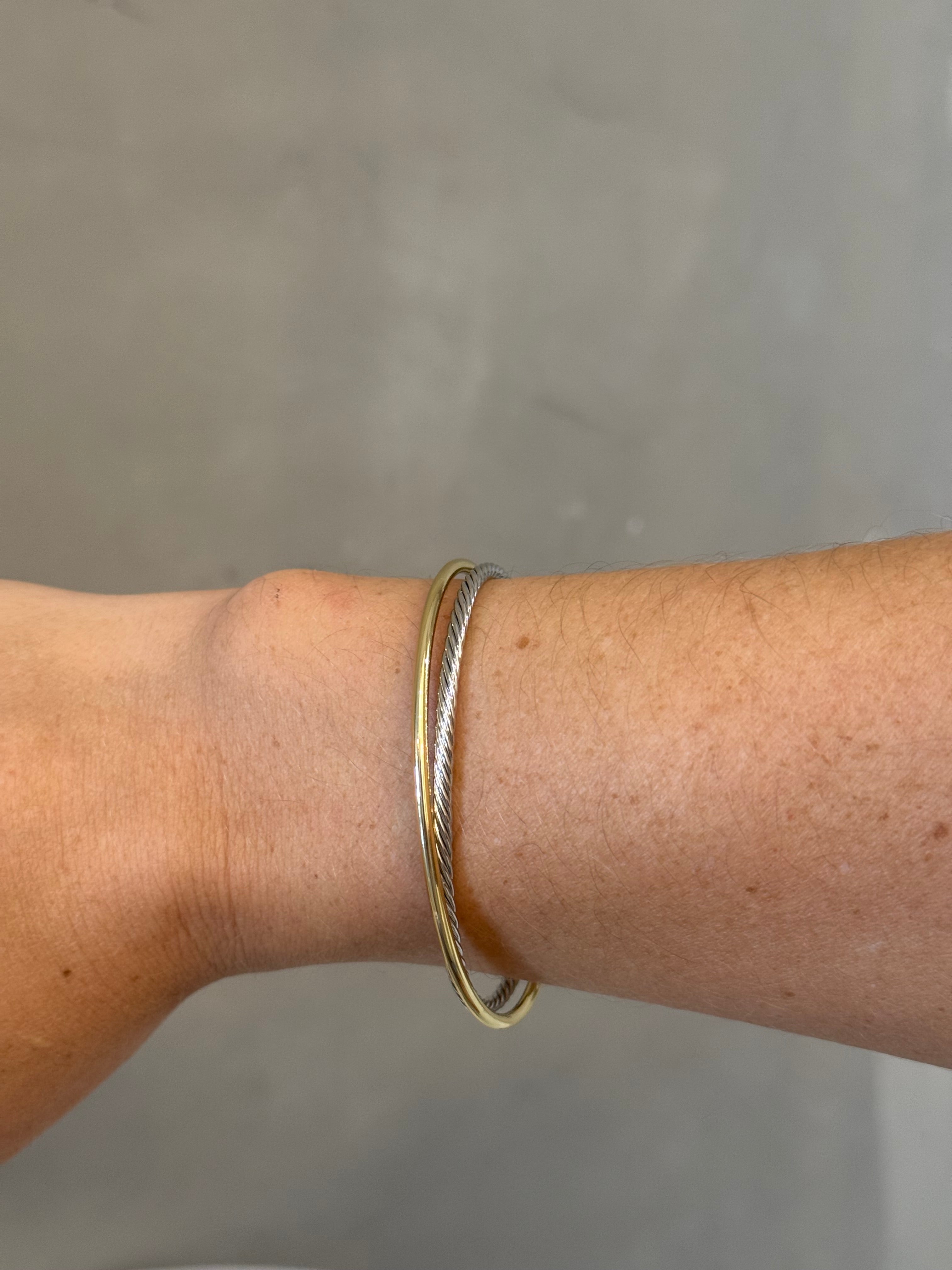 LILA SLENDER DY CABLE BRACELET