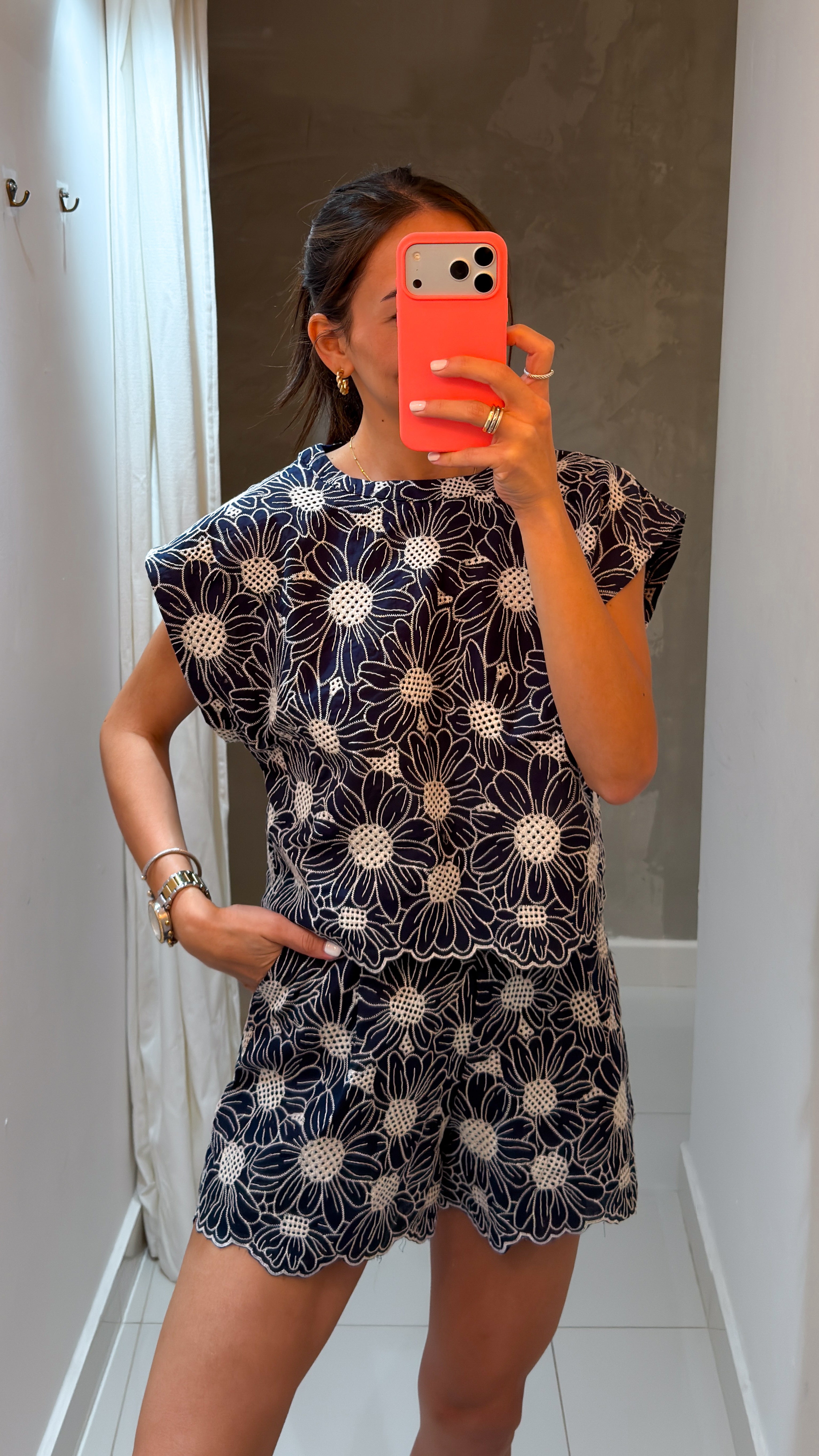 IVY EMBROIDERED SET IN NAVY