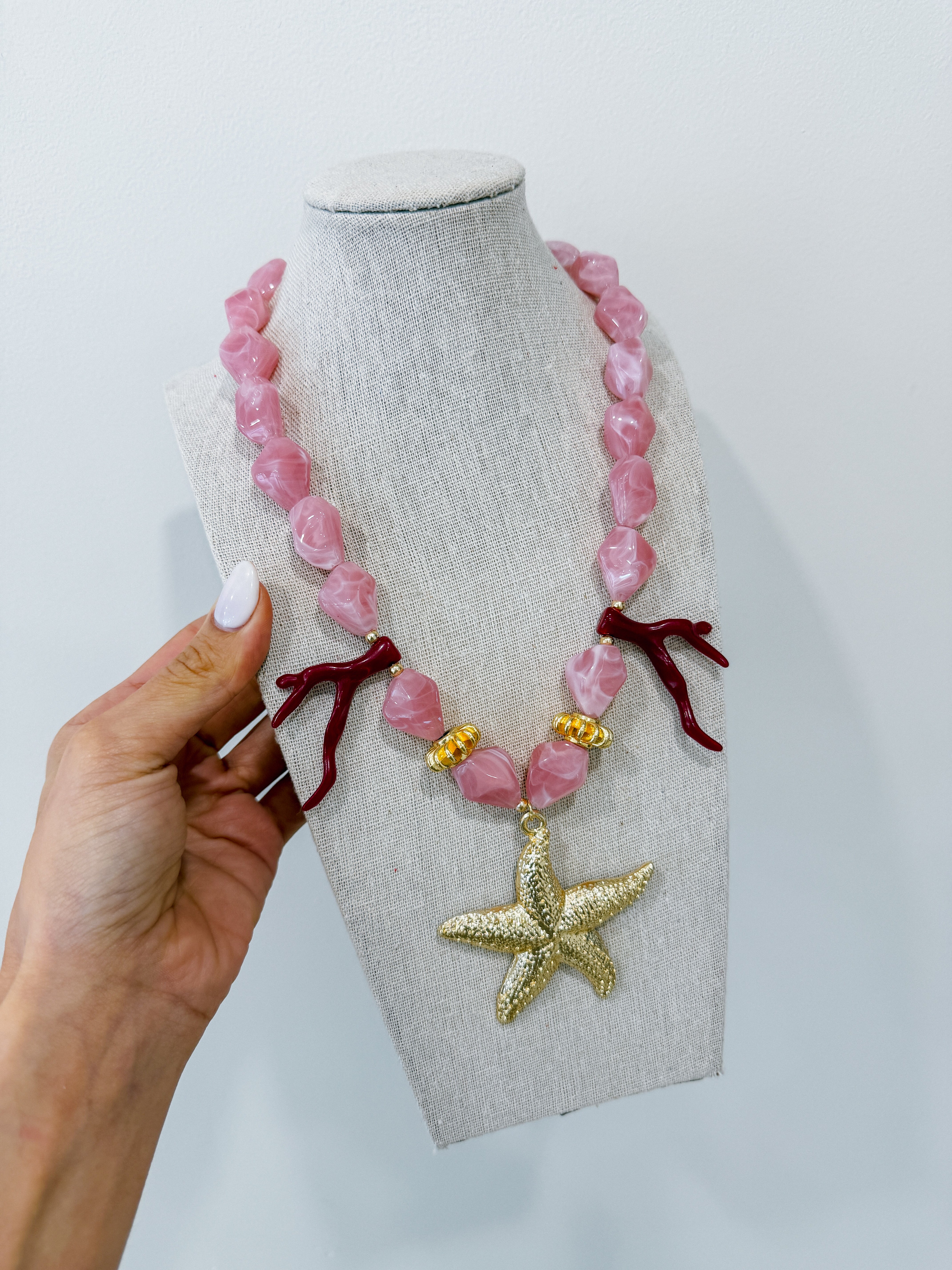 ISAMAR NECKLACE