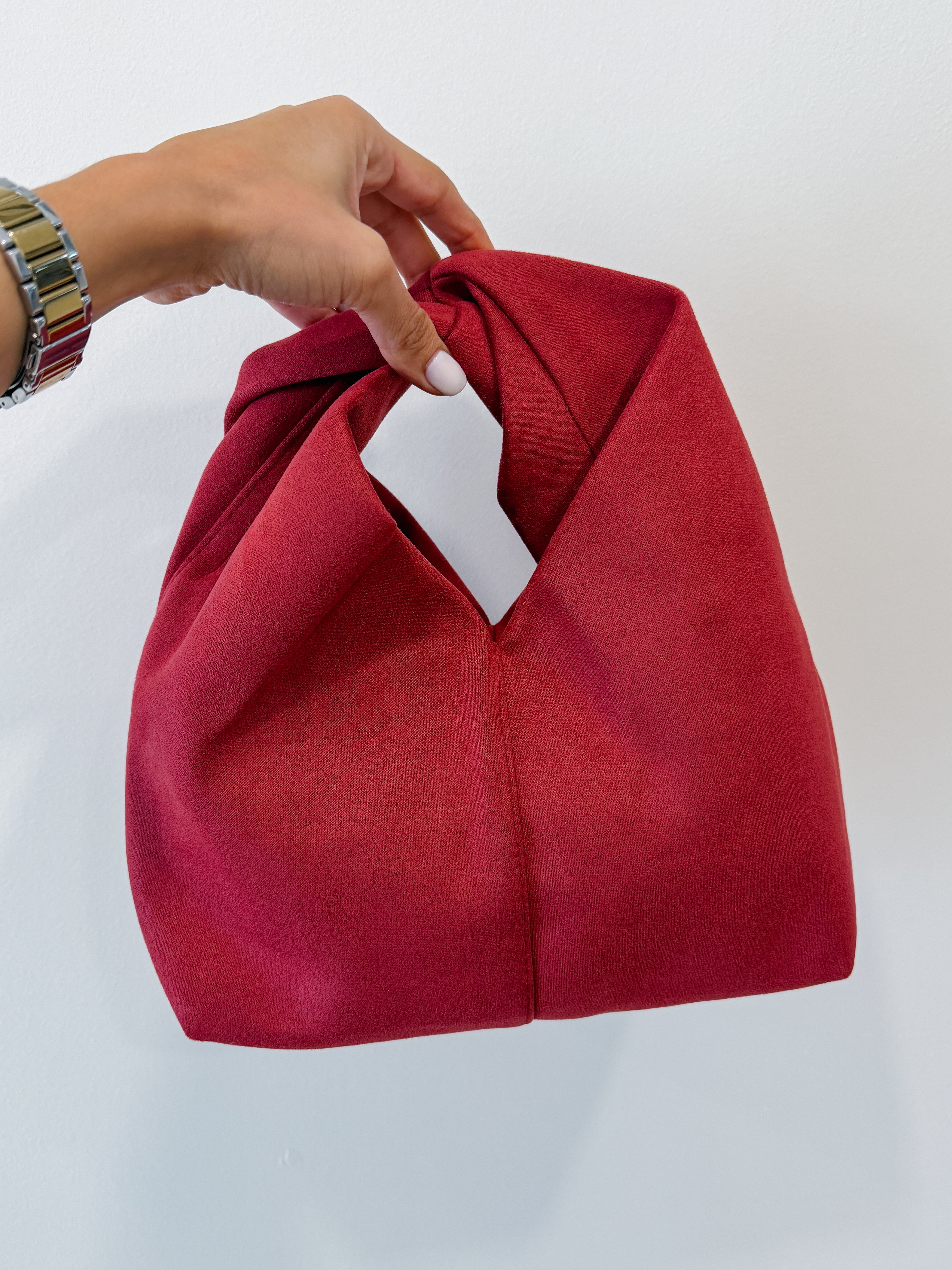IVONNE BURGUNDY HAND BAG