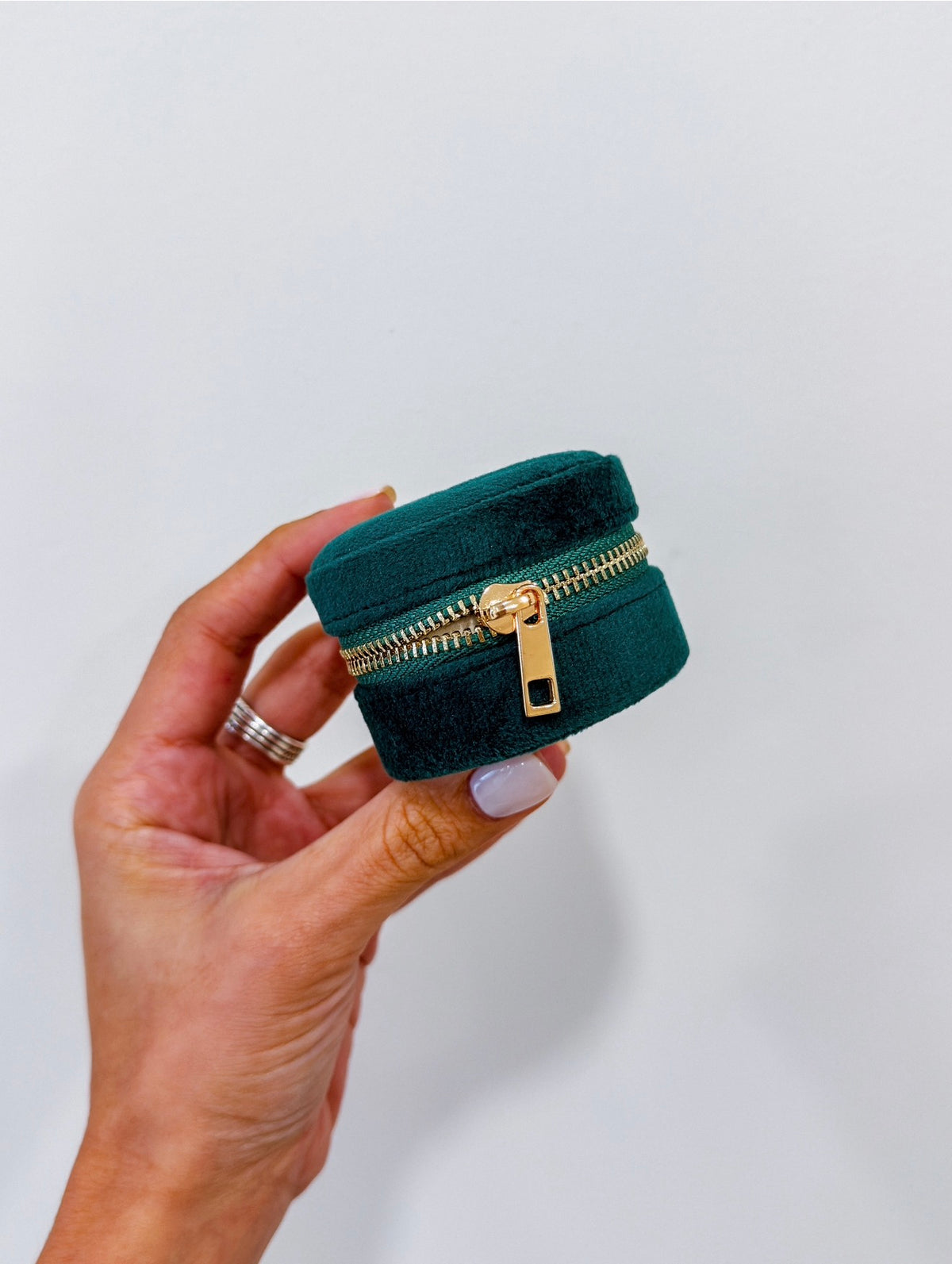 ALINA VELVET CIRCLE JEWELRY BOX