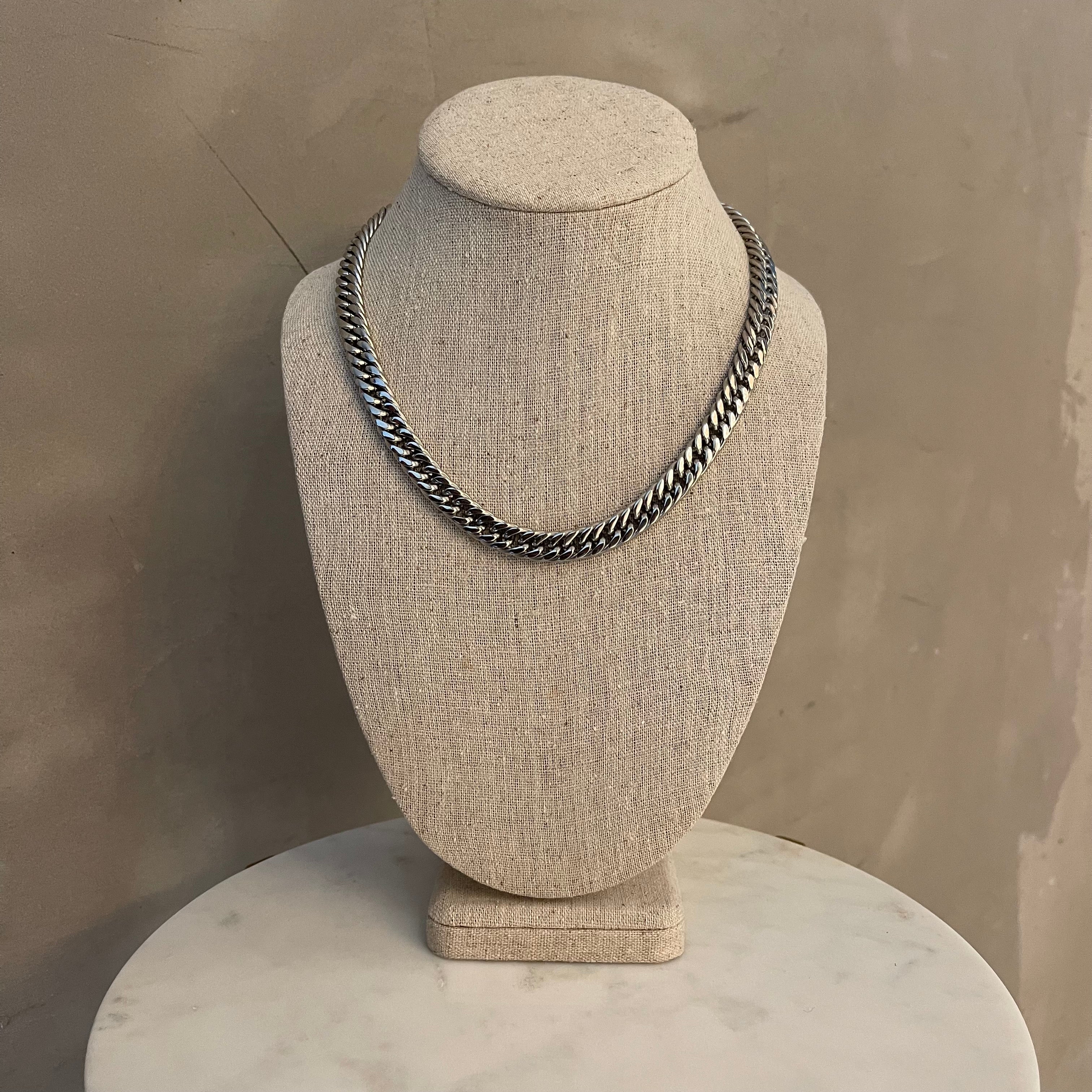 SILVER CUBAN CHAIN NECKLACE