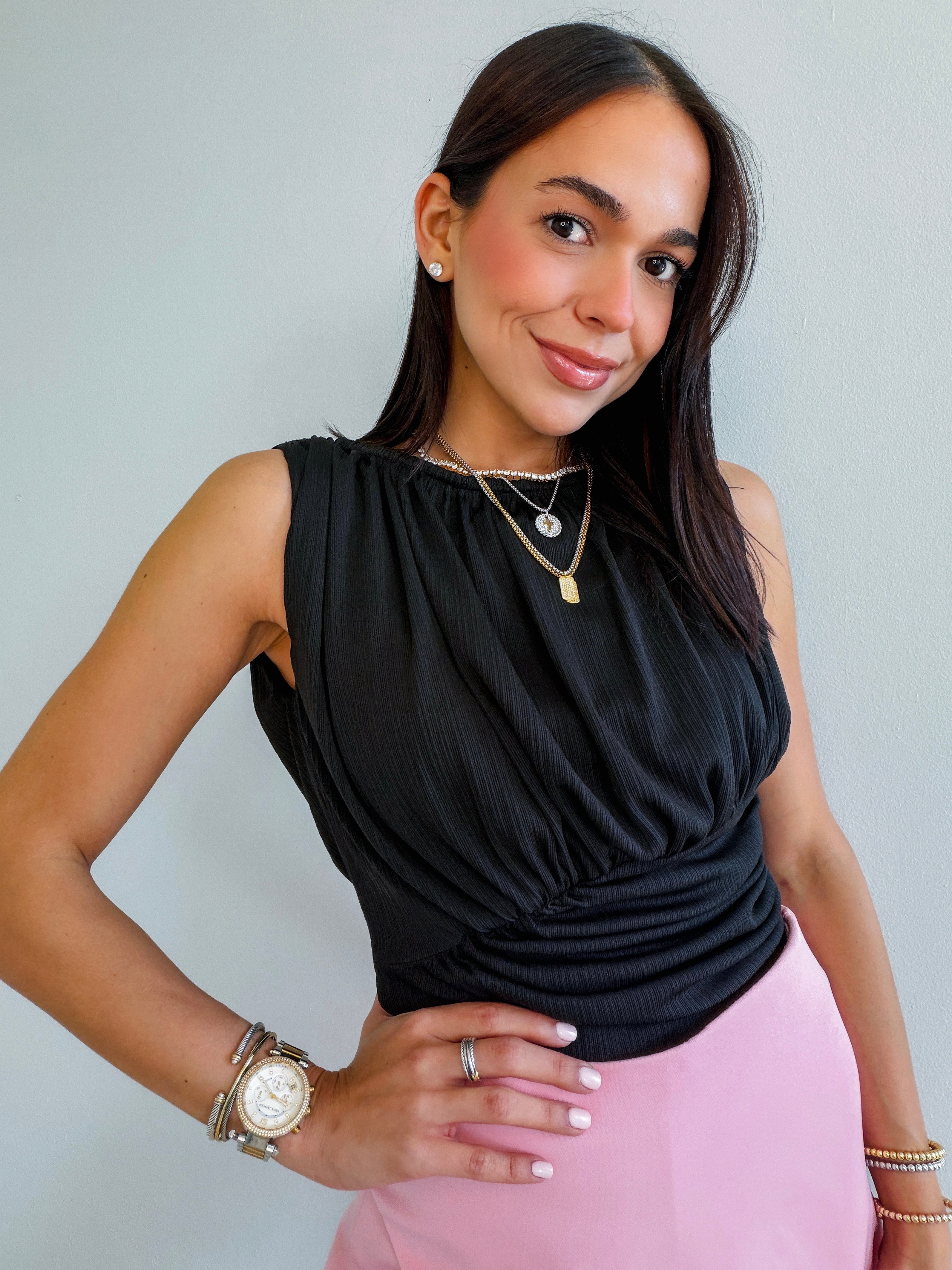 IZZIE GATHERED SLEEVELESS TOP