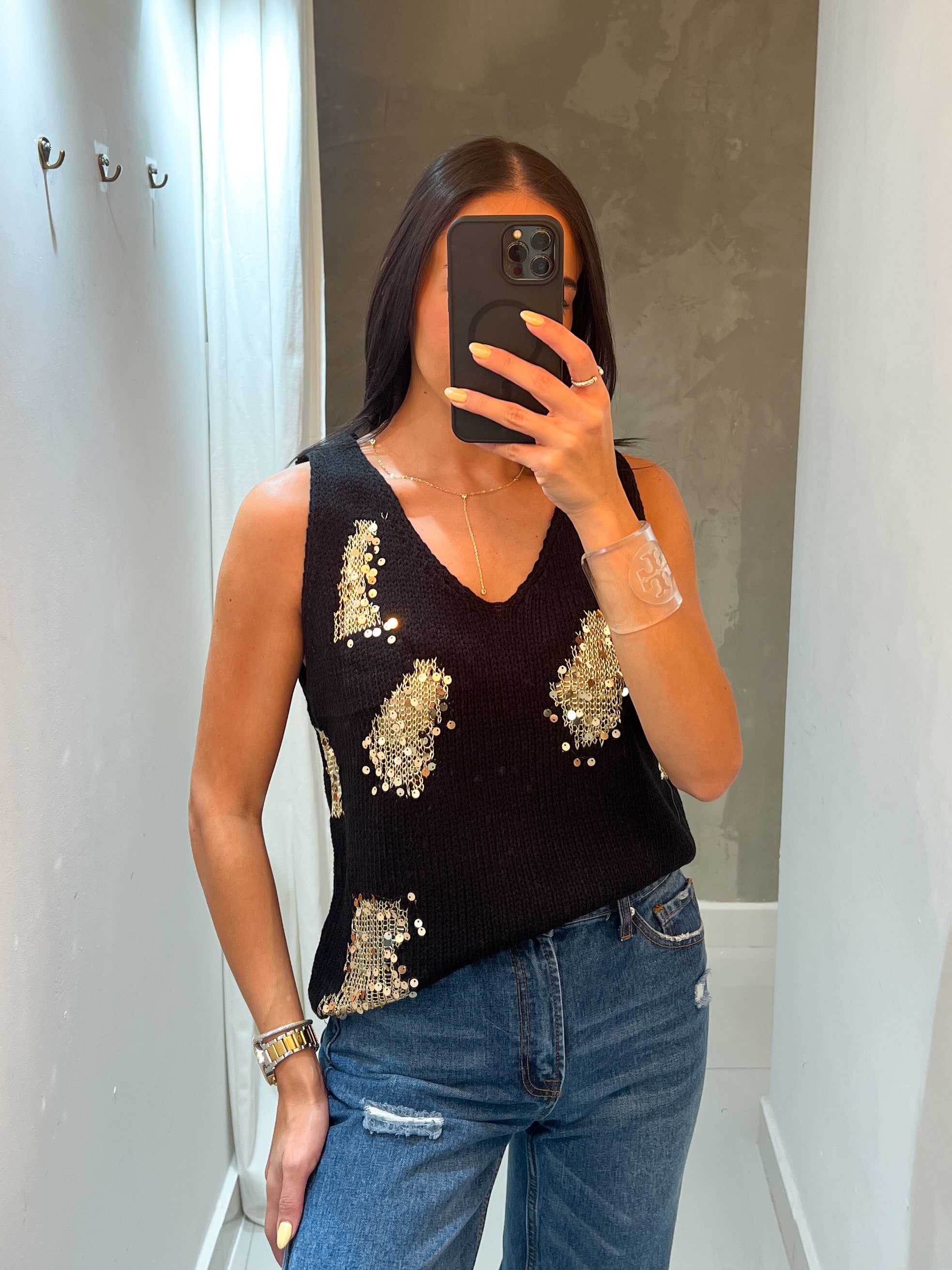 GLORI KNIT SEQUINS TOP IN BLACK