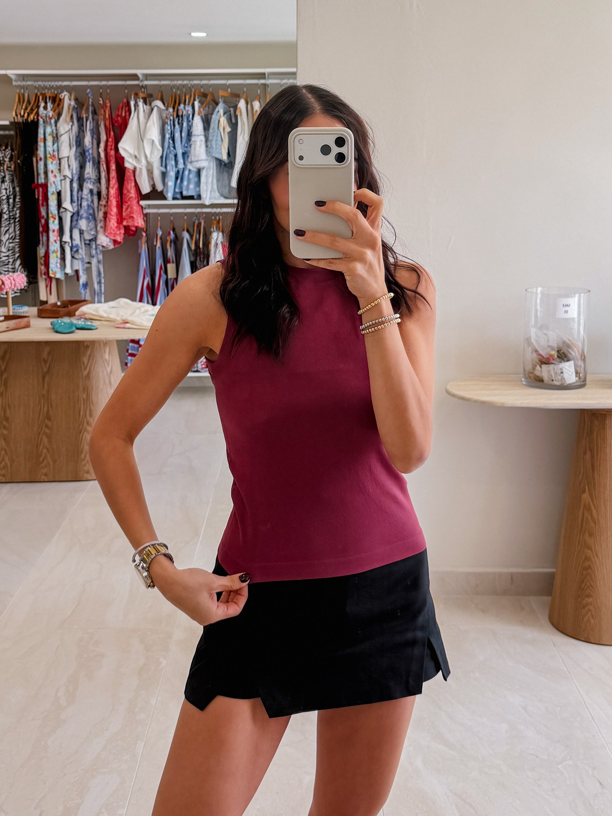 SEAMLESS MUSCLE TANK IN FIG