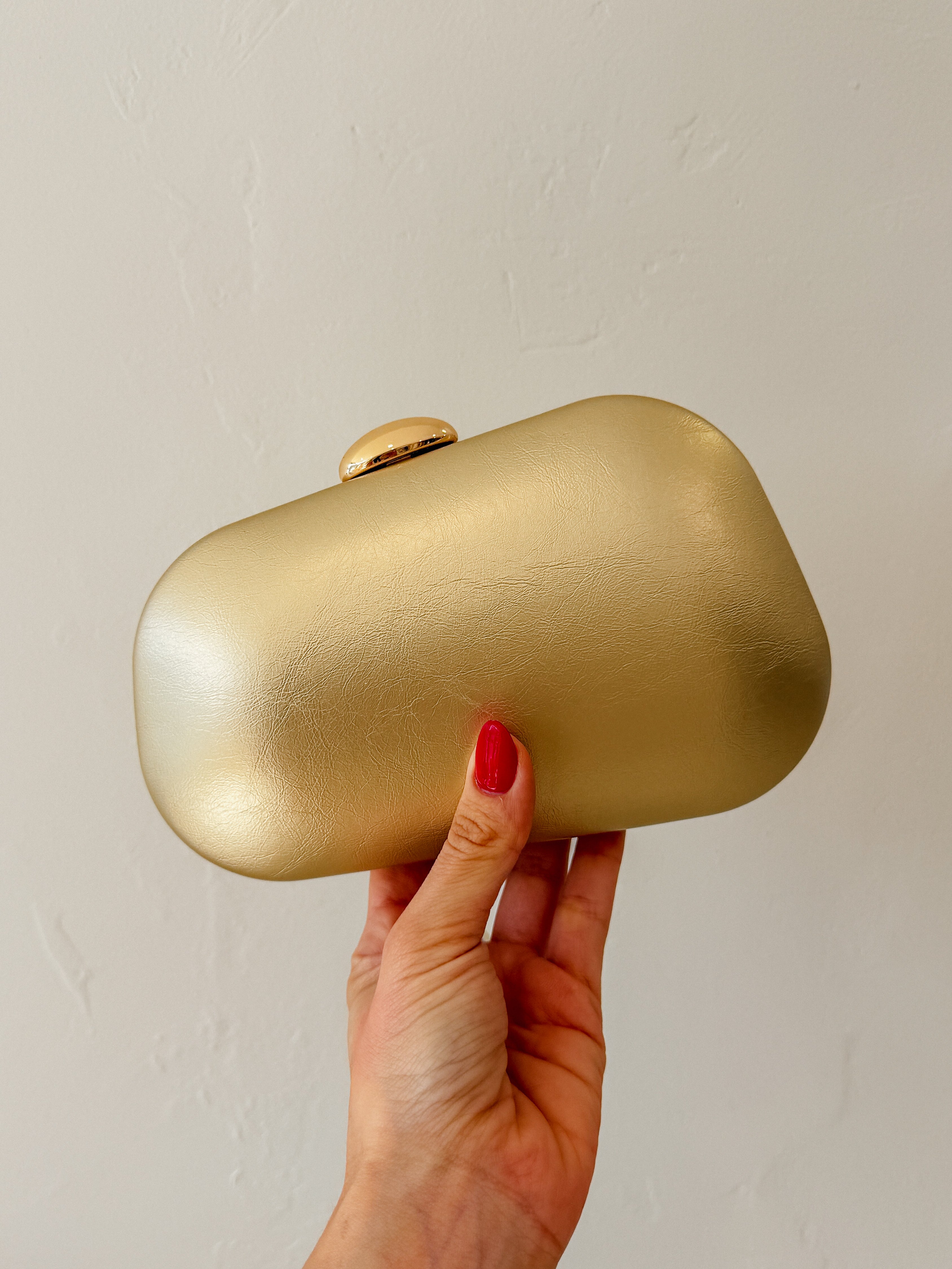 MARIELLA GOLD CLUTCH