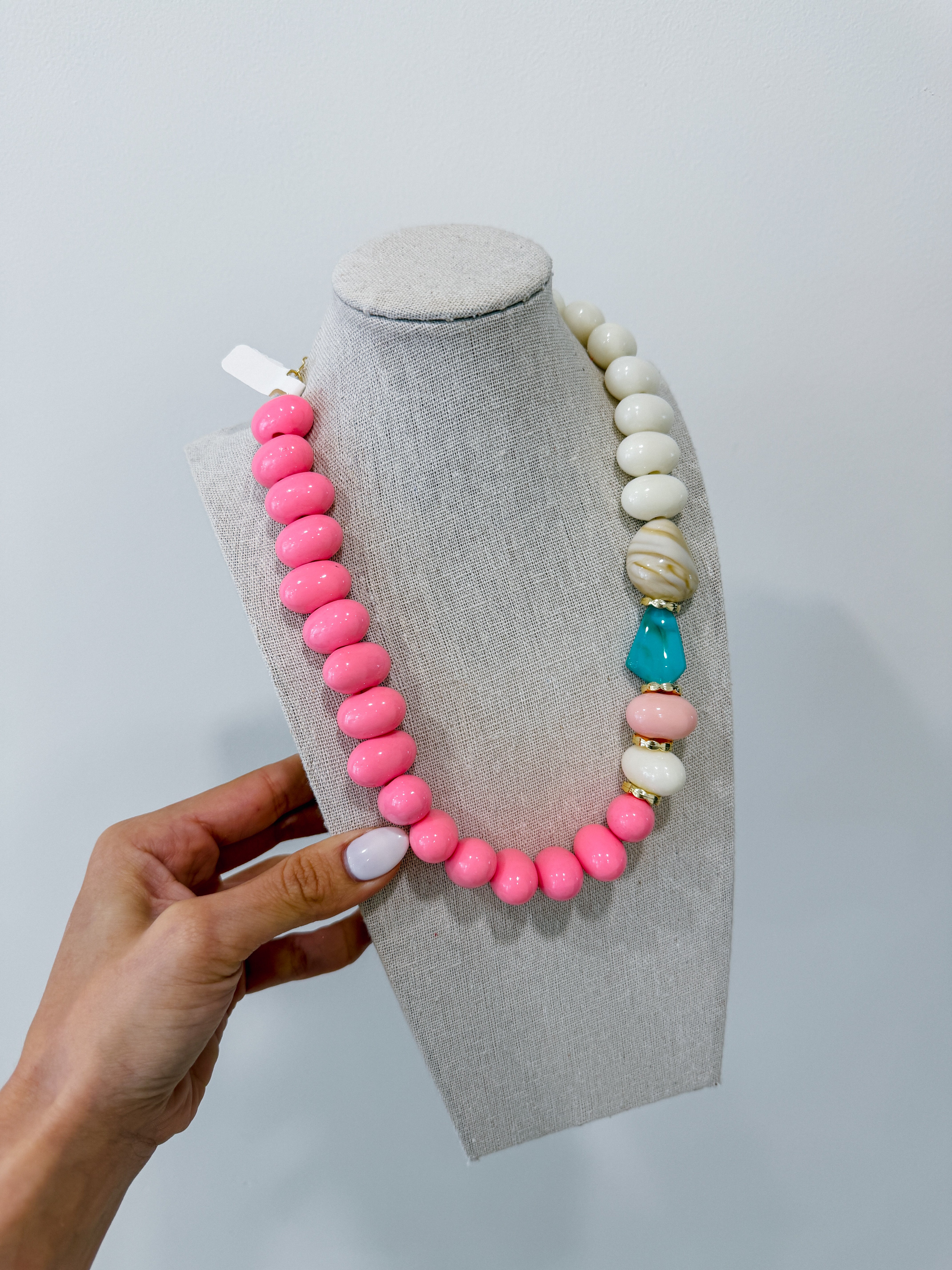ILARA NECKLACE
