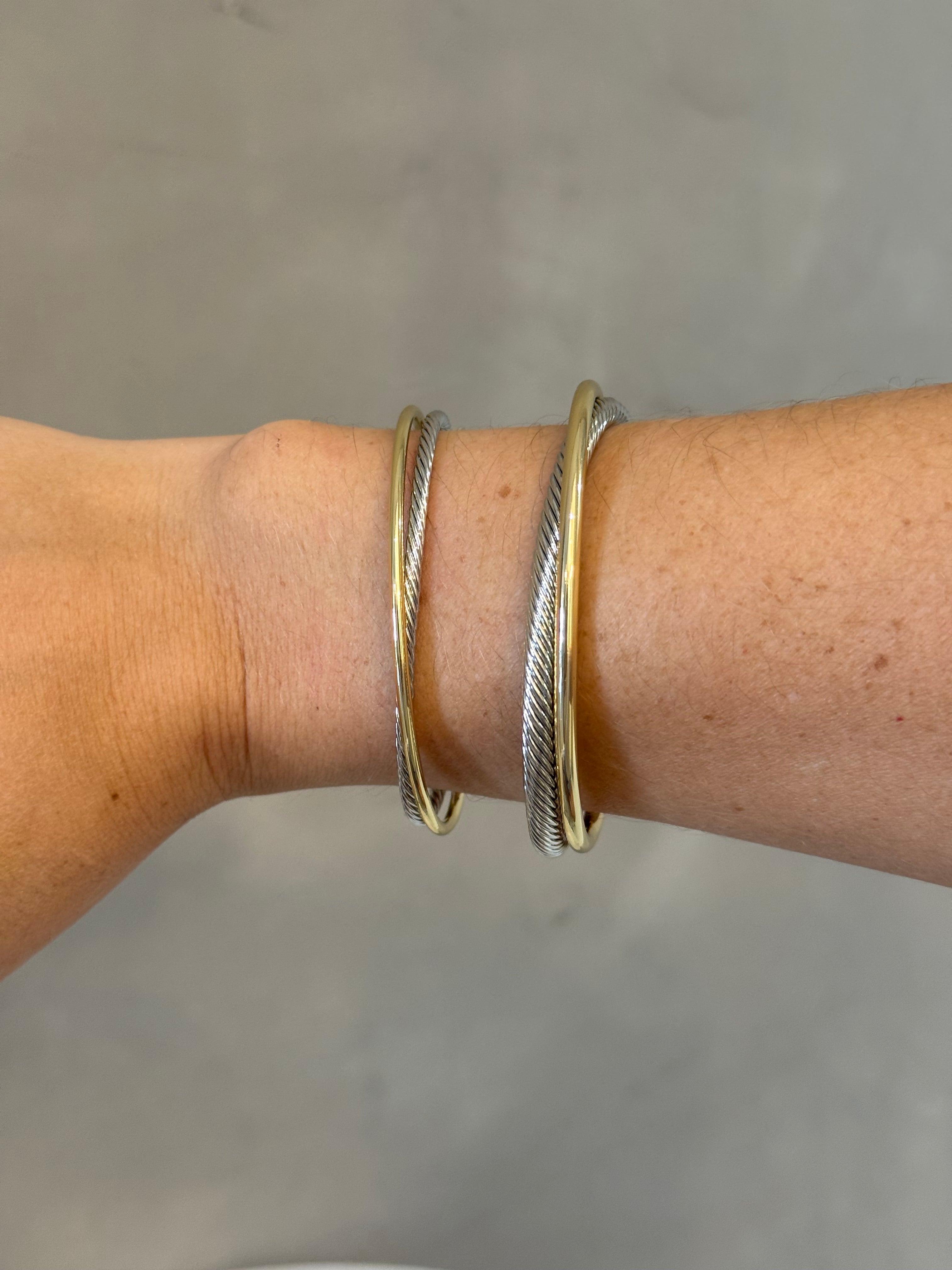 LILA SLENDER DY CABLE BRACELET
