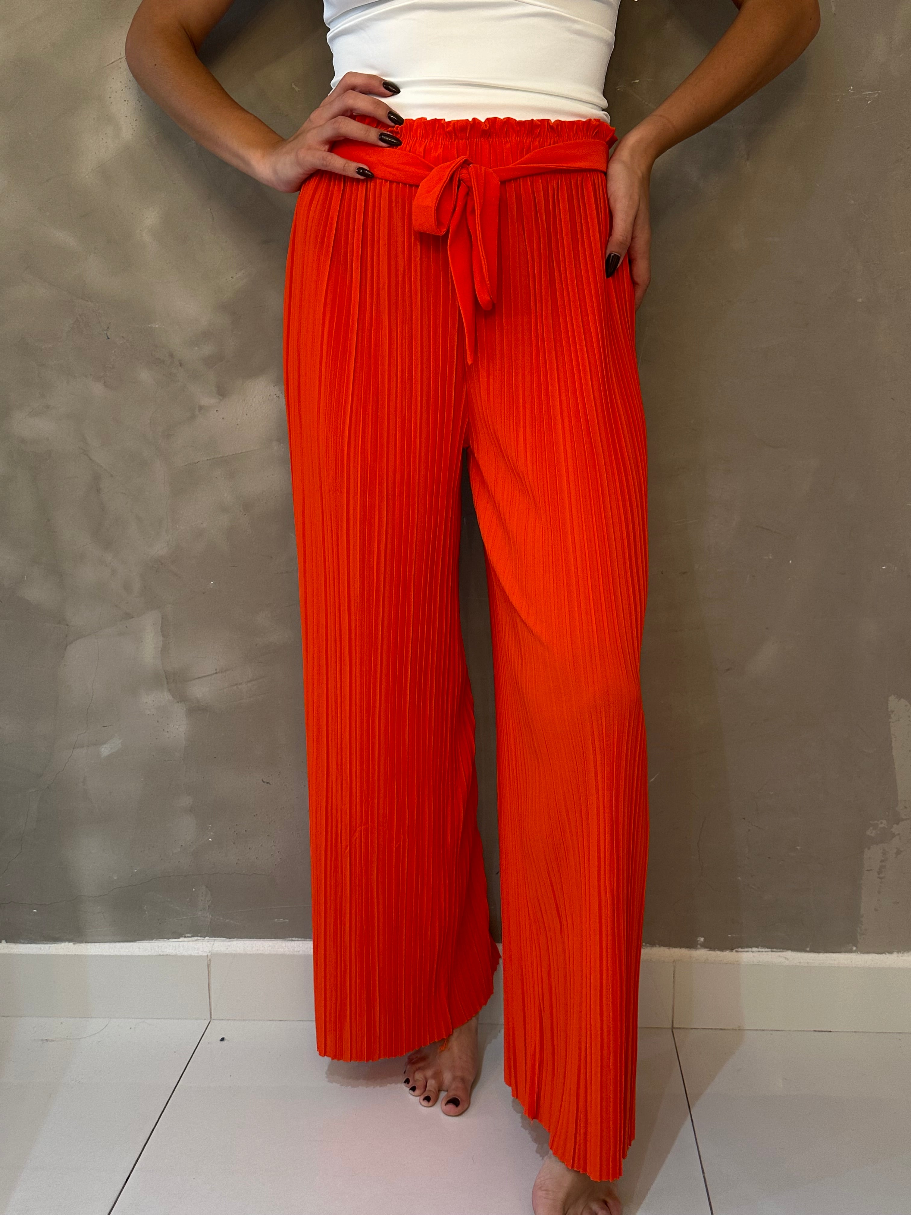 LUCIA TOMATO RED PLEATED PANT