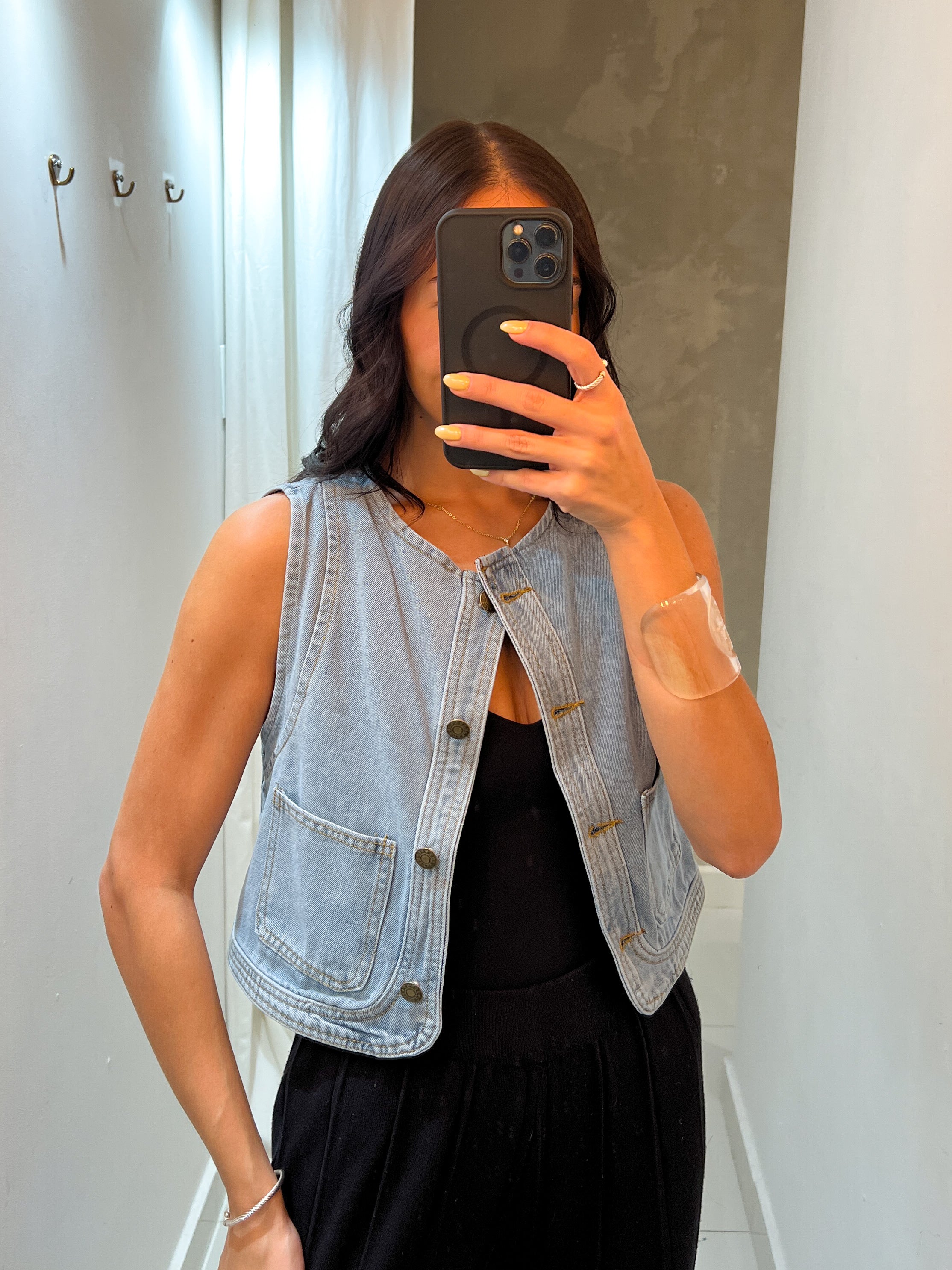 LAINE CROP DENIM VEST