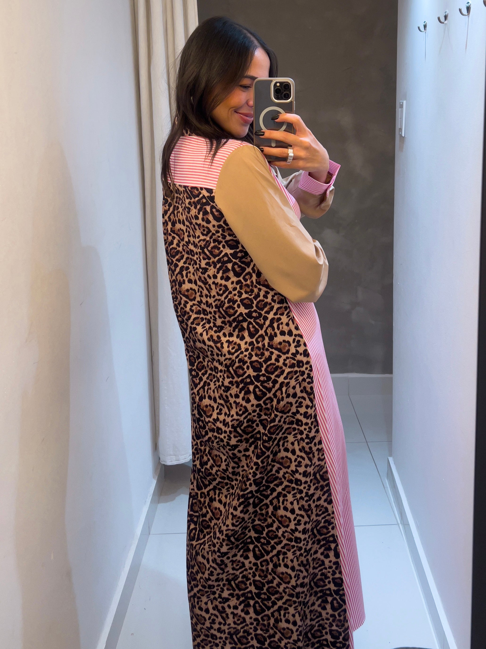 SARA ANIMAL PRINT MAXI DRESS IN PINK