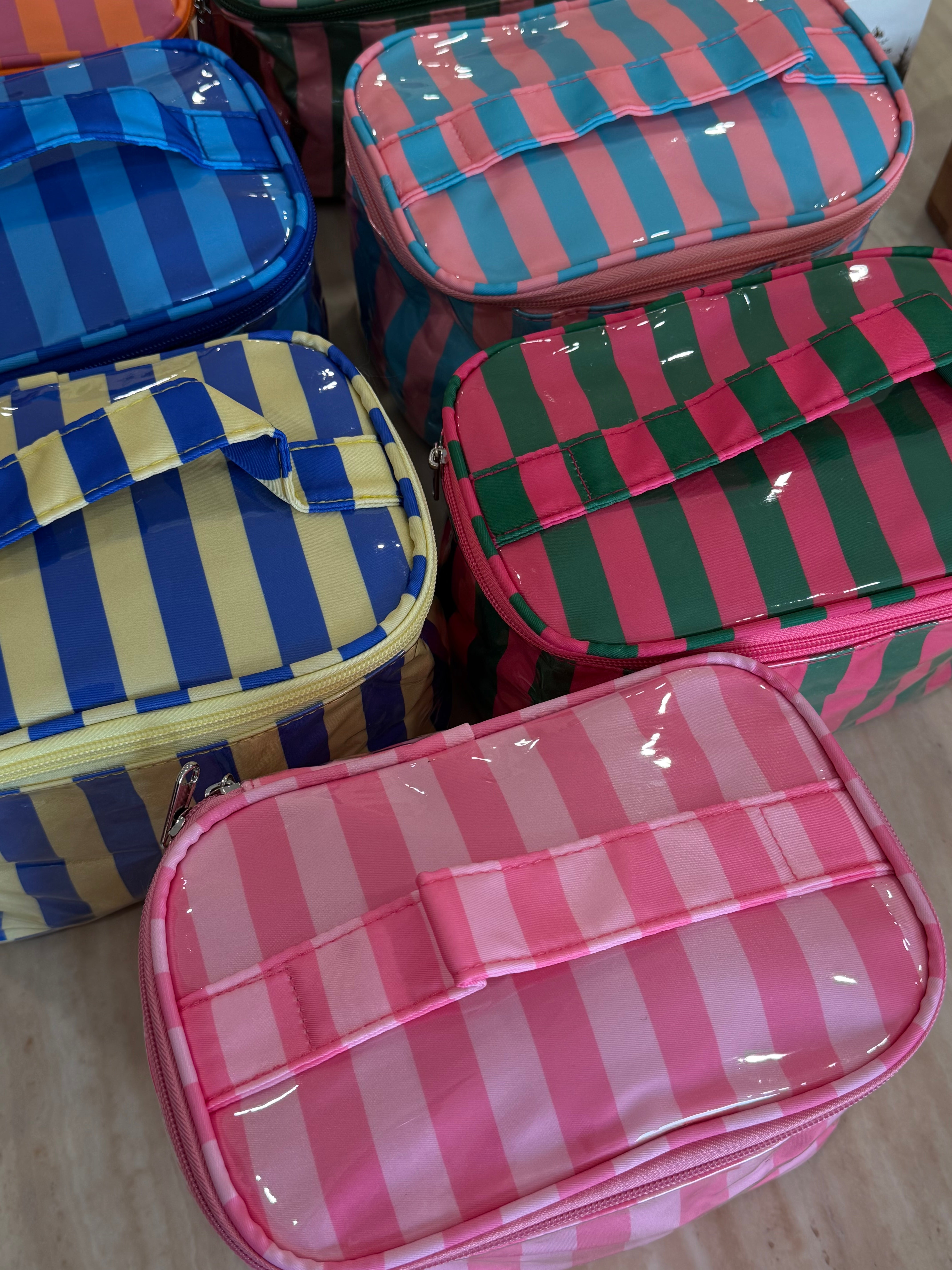 STRIPES VANITY CASE