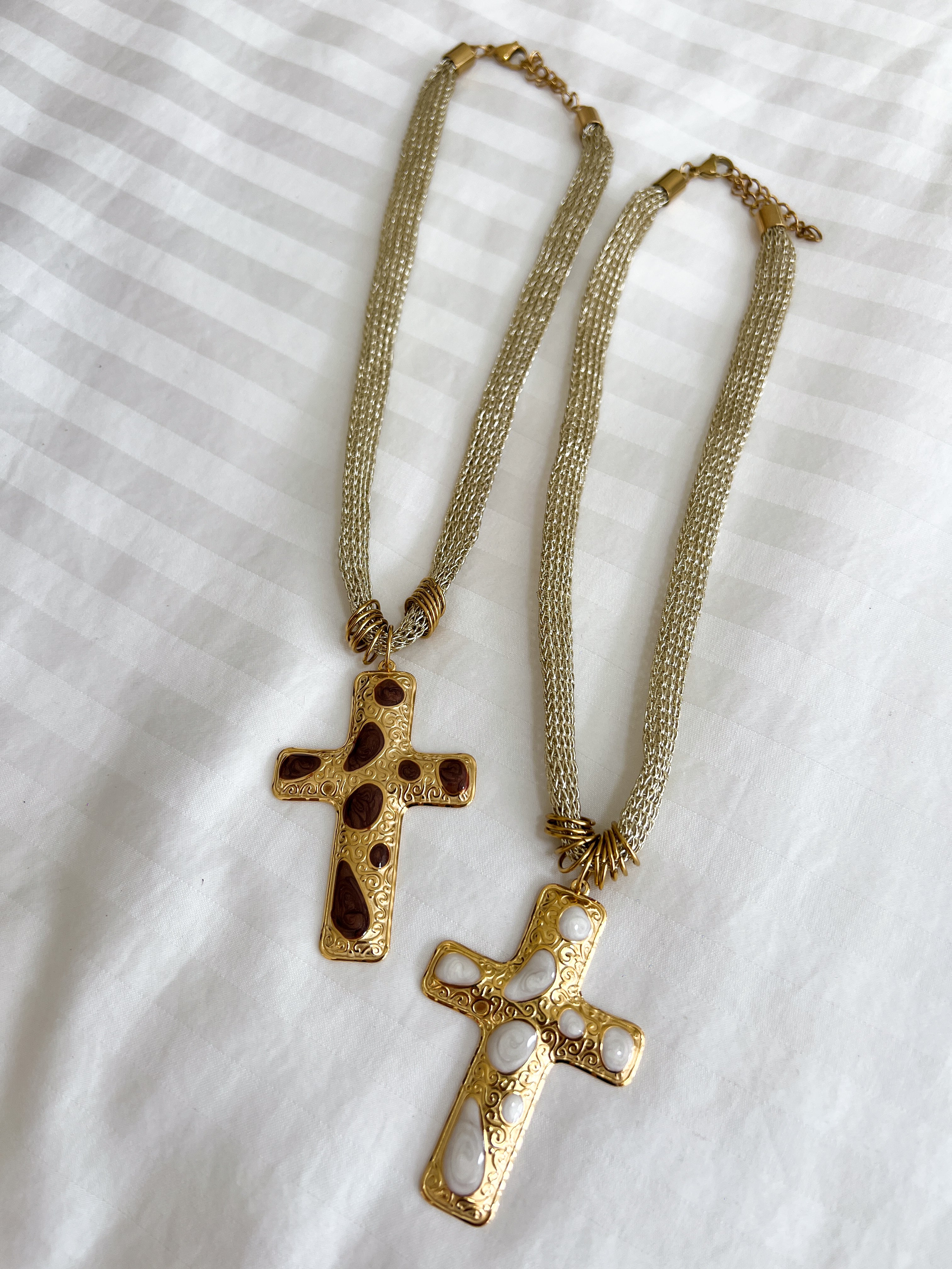 DANIELLA CROSS NECKLACE