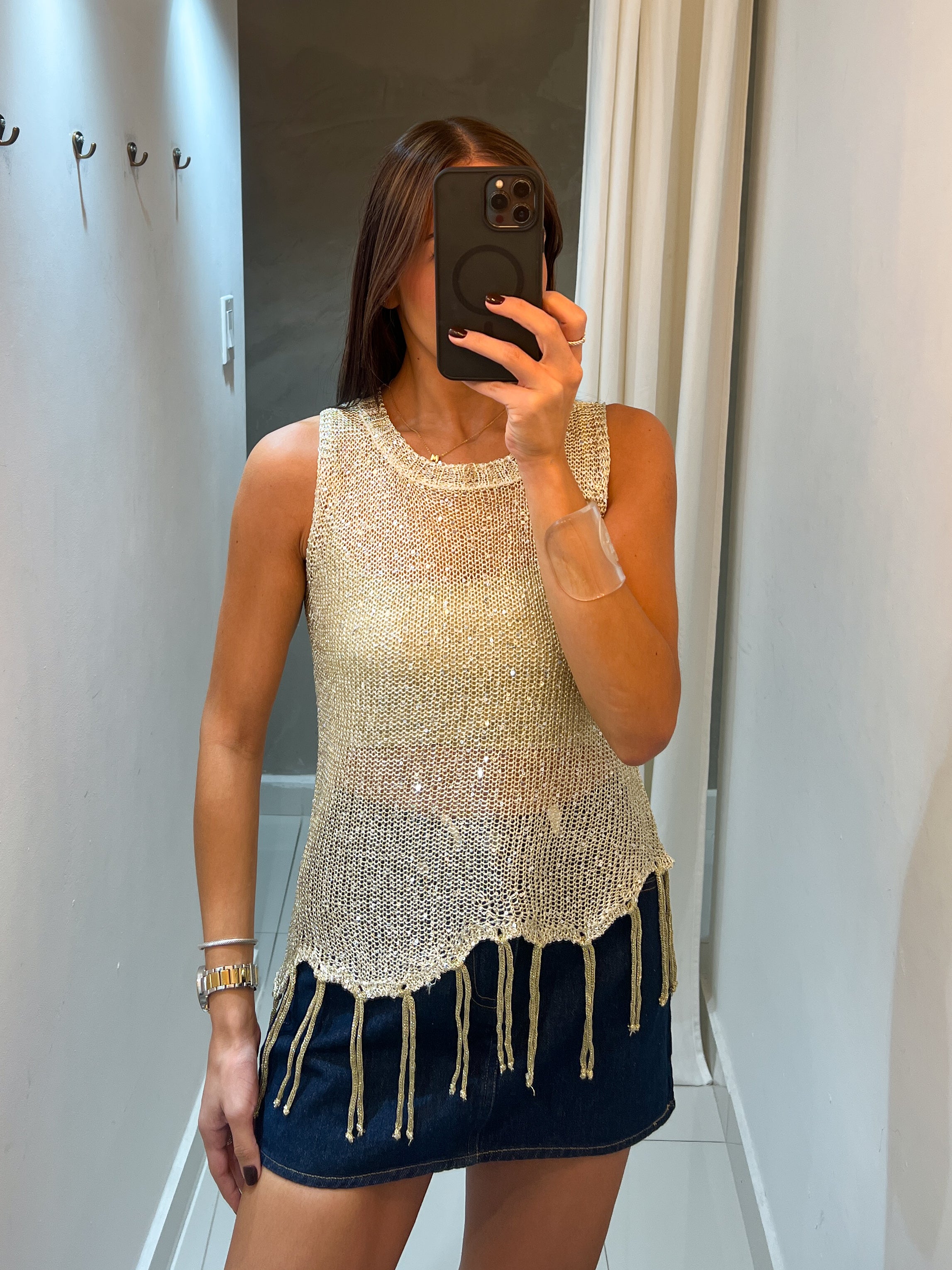 MACA KNIT GLITTER FRINGES TOP IN LIGHT GOLD