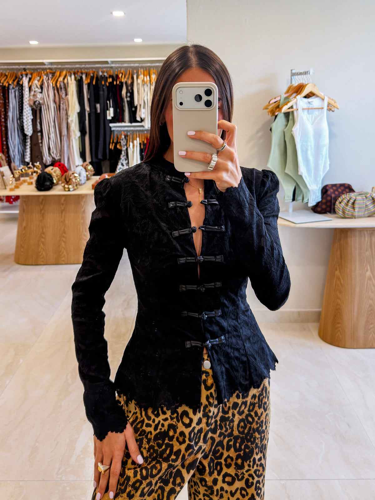 HANA MANDARIN COLLAR LACE BLOUSE