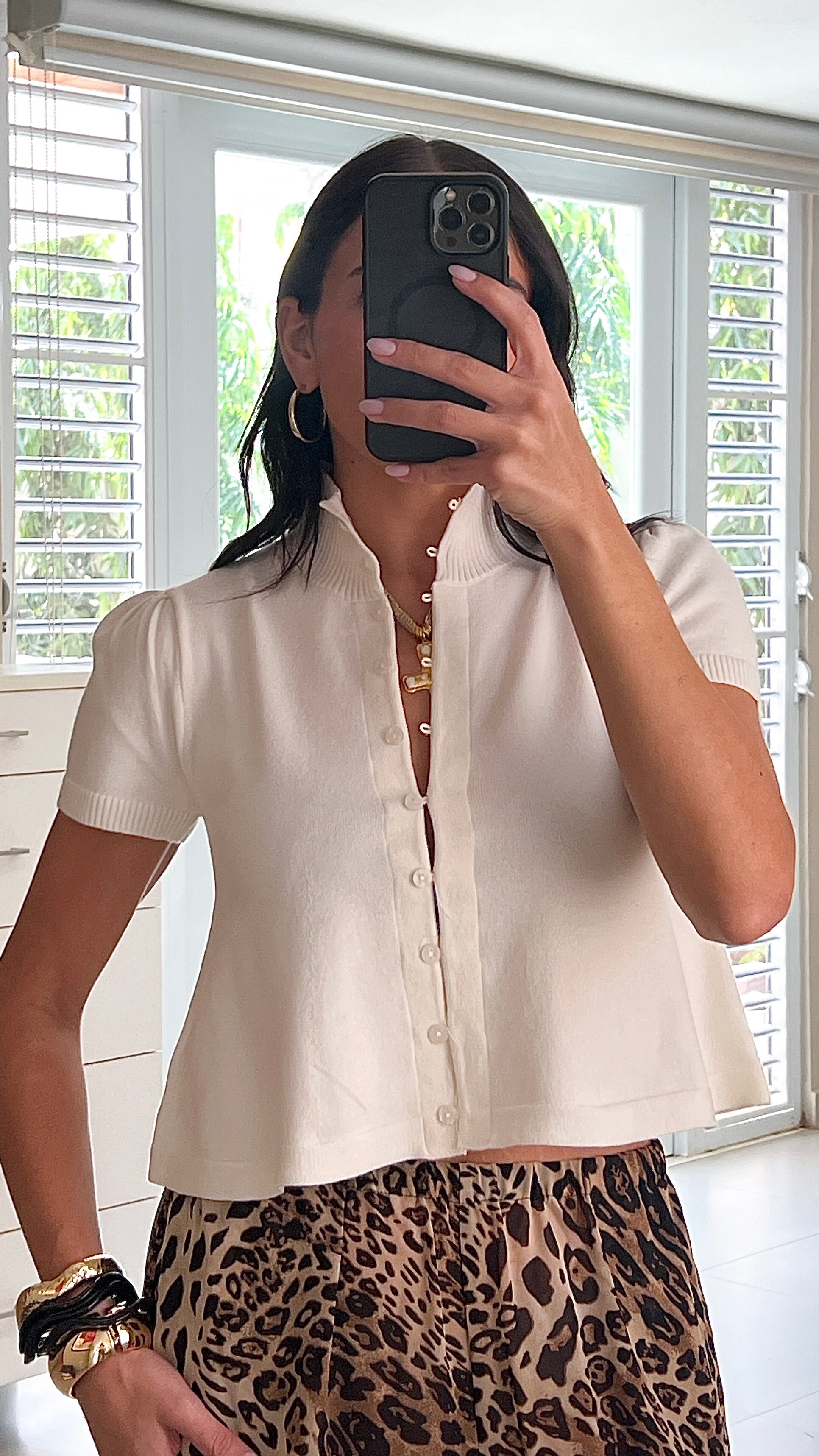 CINDY KNIT SHORT SLEEVE FLARE HEM TOP