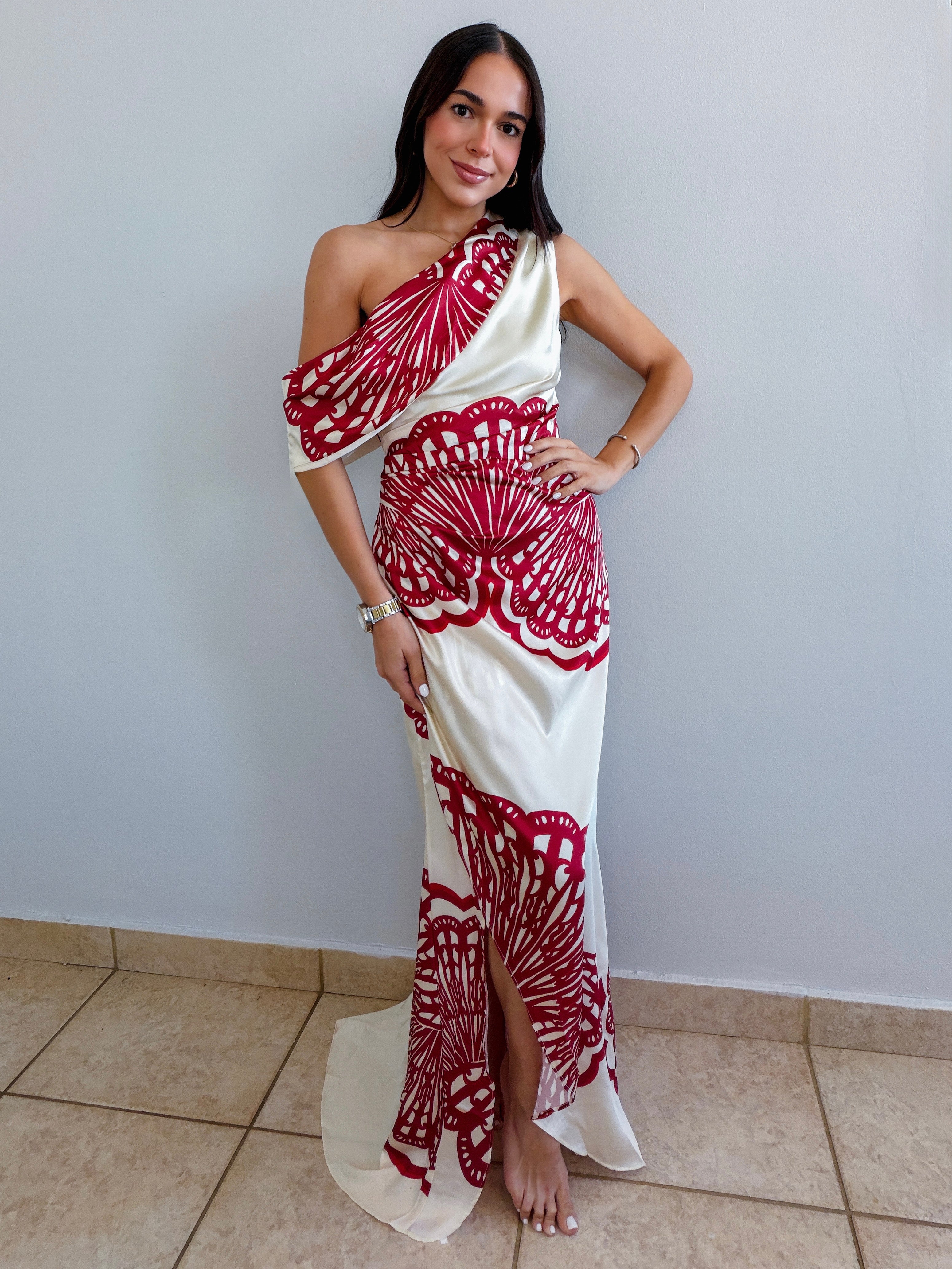 IVONNE IVORY/RED PRINTED SILKY ONE SHOULDER GOWN