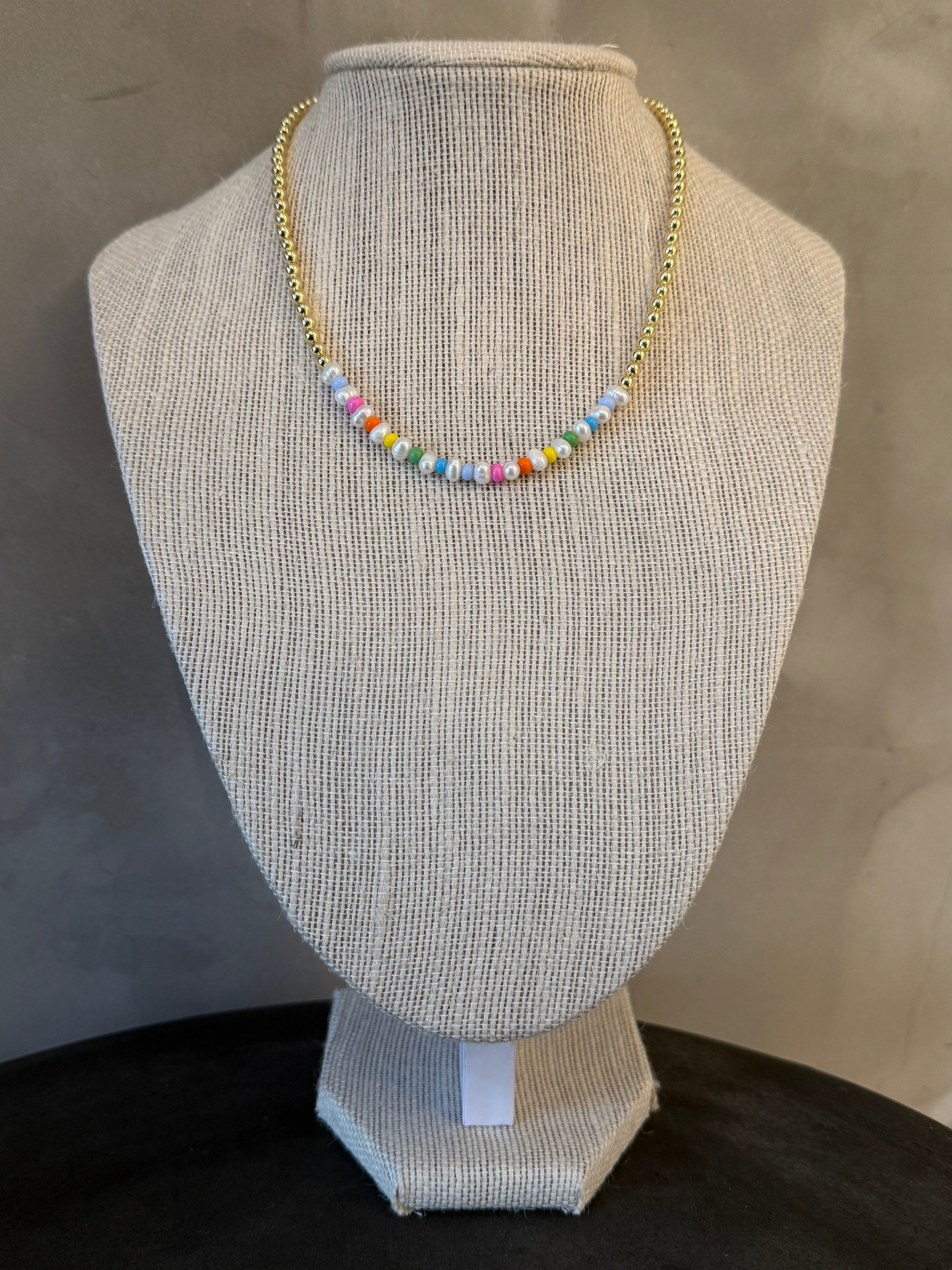 CELESTE PEARL NECKLACE