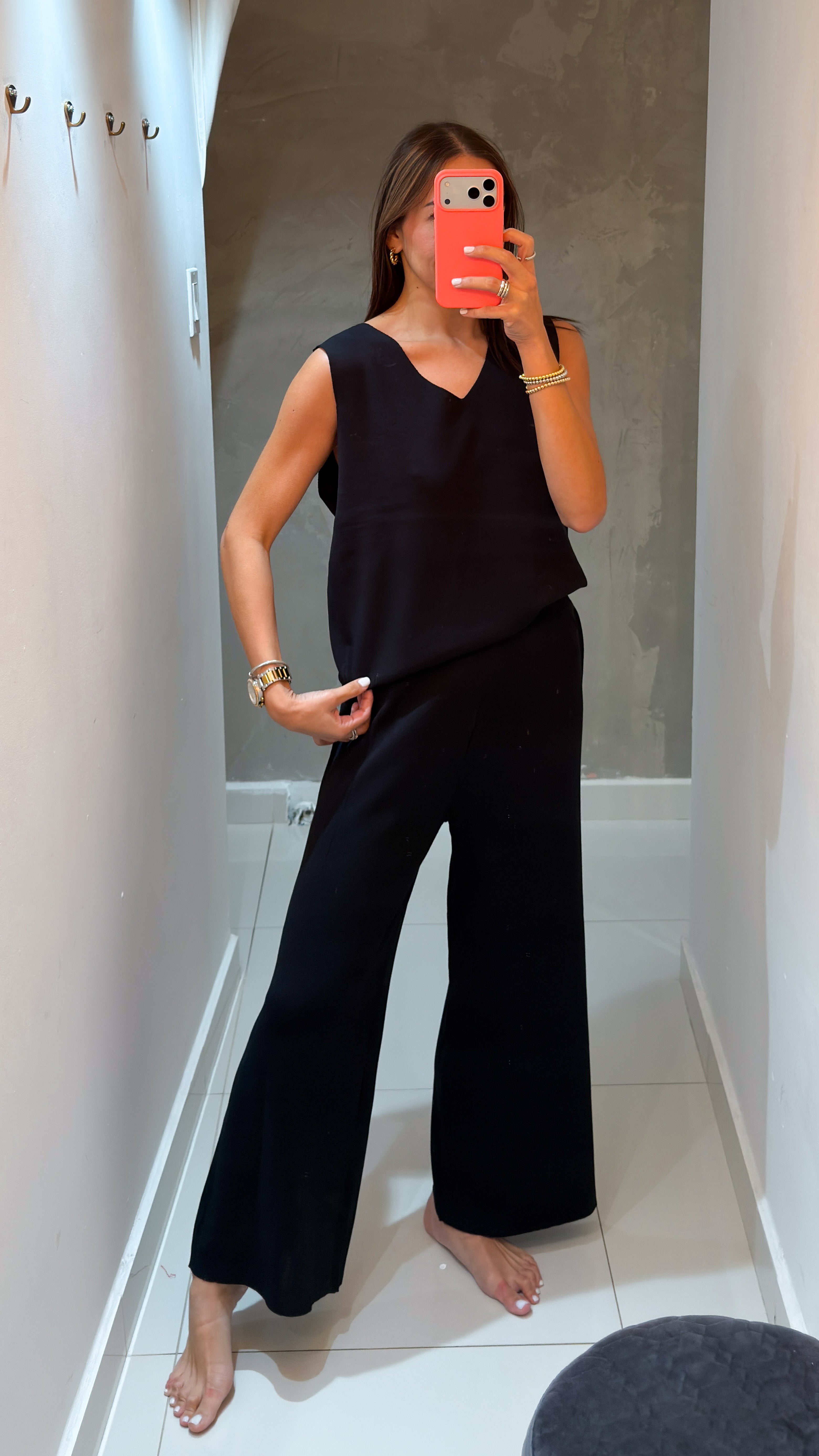 LEYLA TRAVEL SET IN BLACK