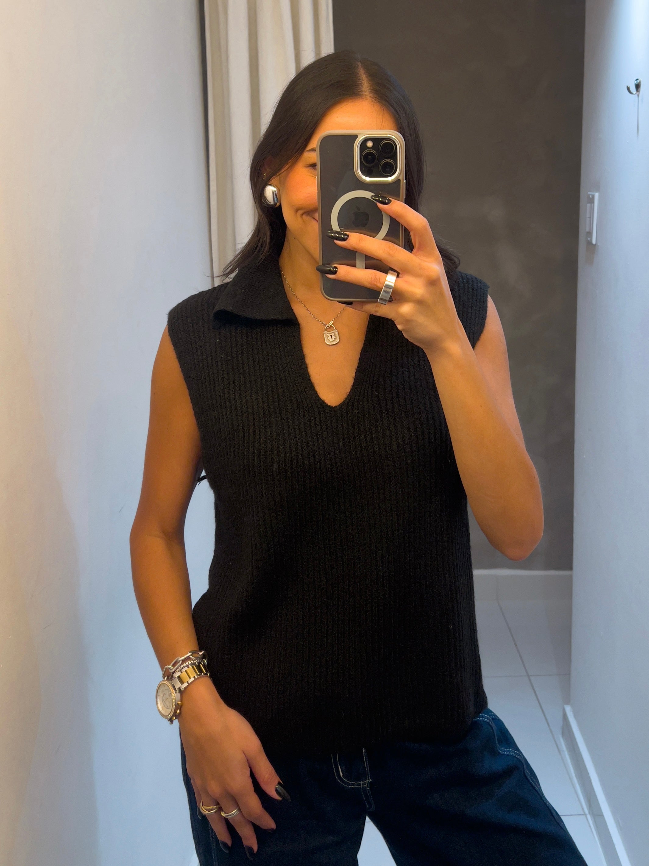 SYLVIE SWEATER VEST IN BLACK