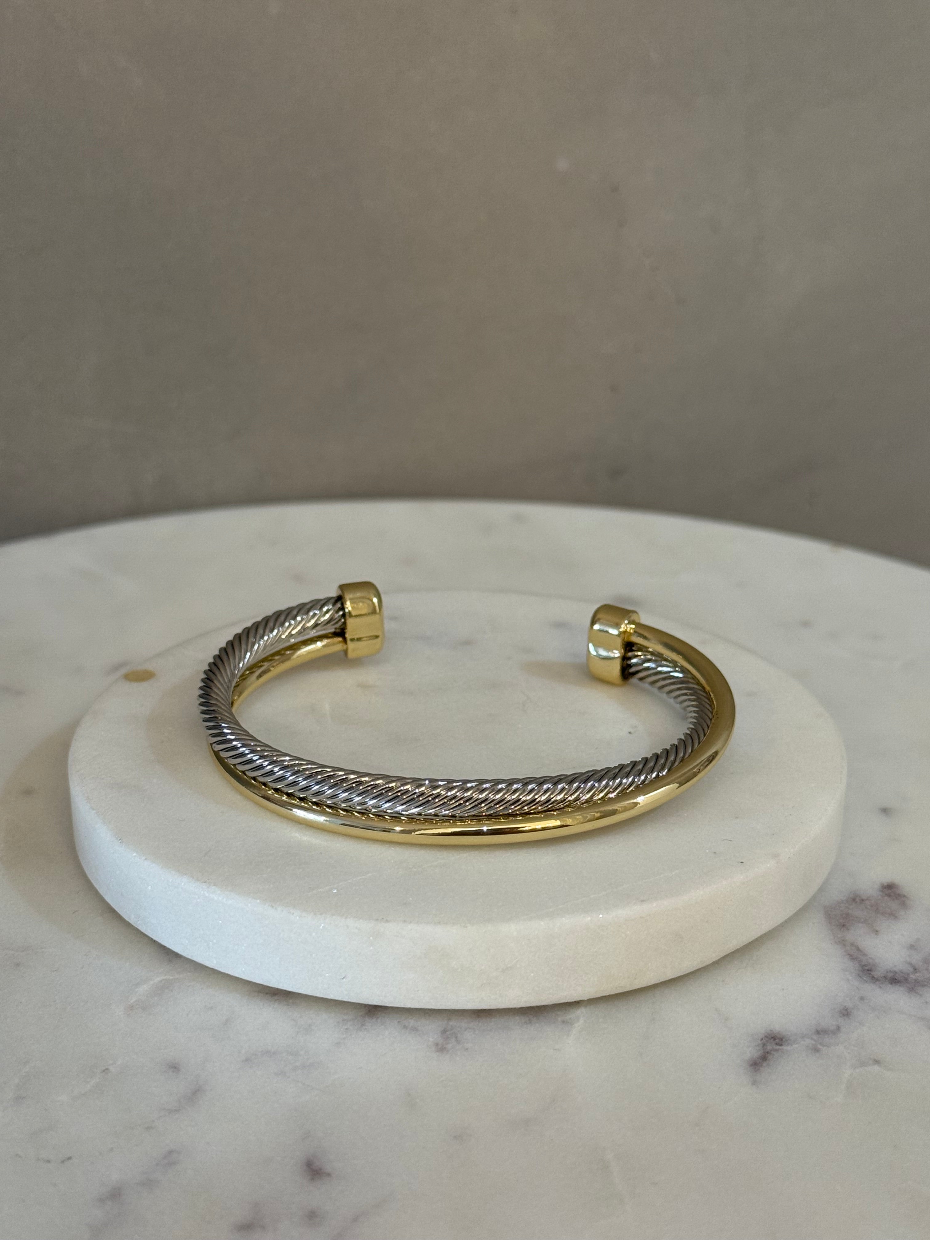 LILA WIDER DY CABLE BRACELET