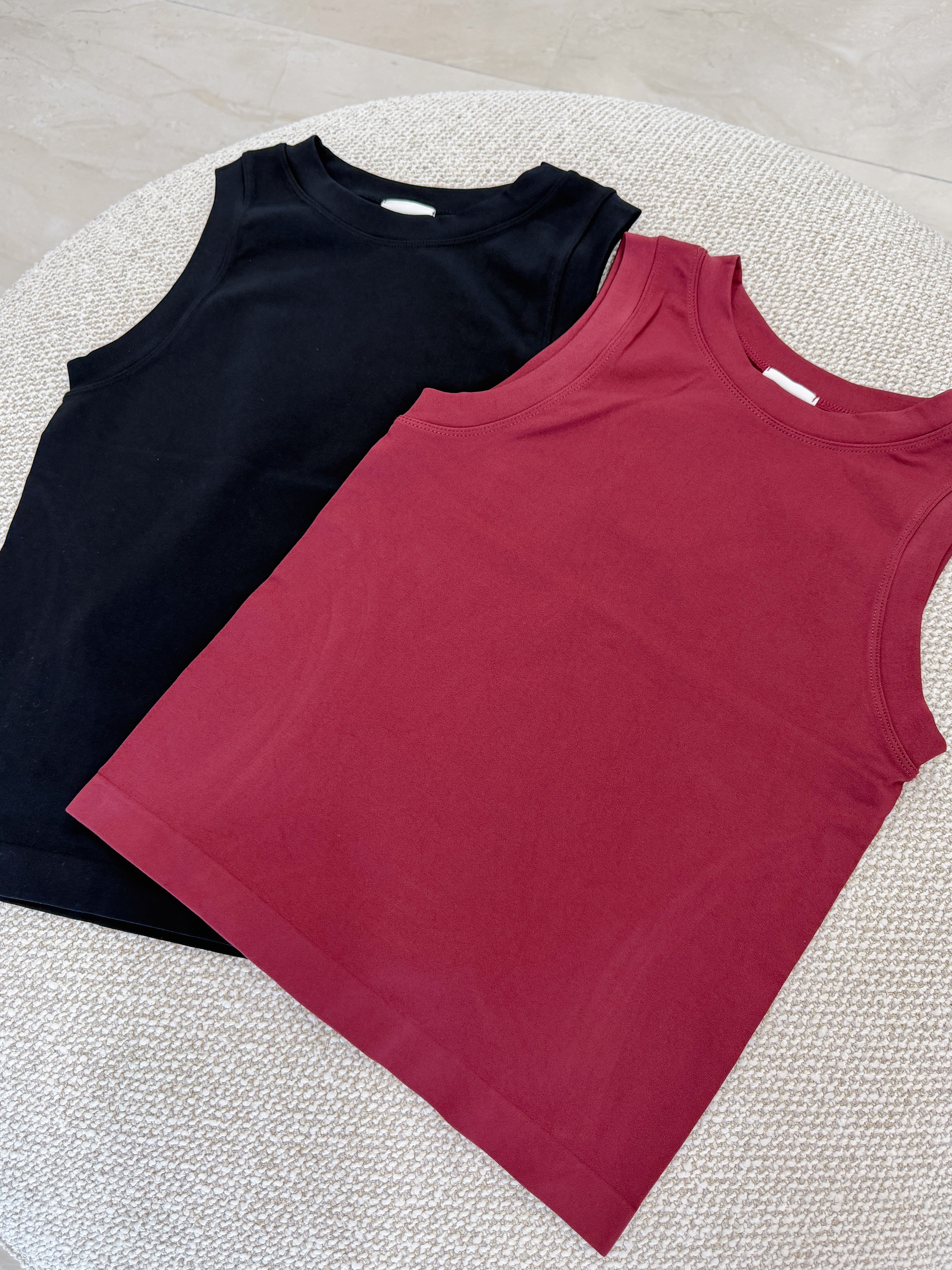 SEAMLESS MUSCLE TANK