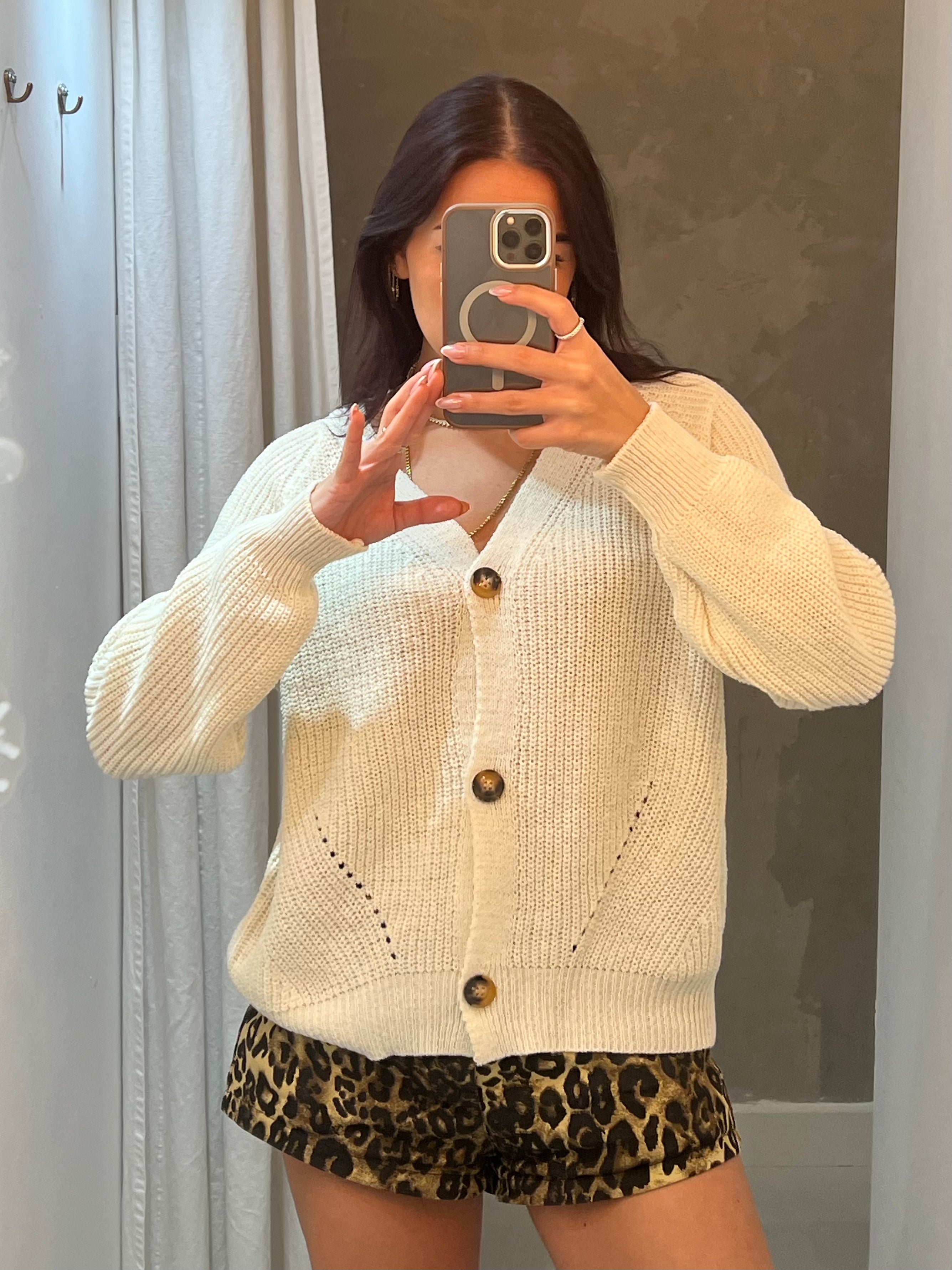 IVORY ONE SIZE SWEATER SALE