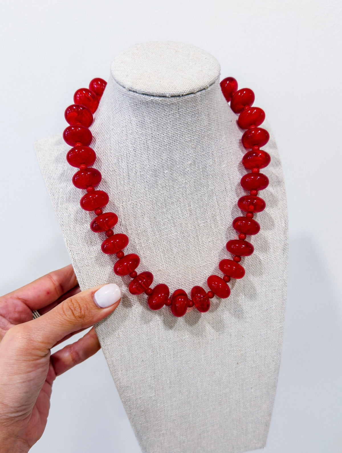 PIA RED BEADED NECKLACE