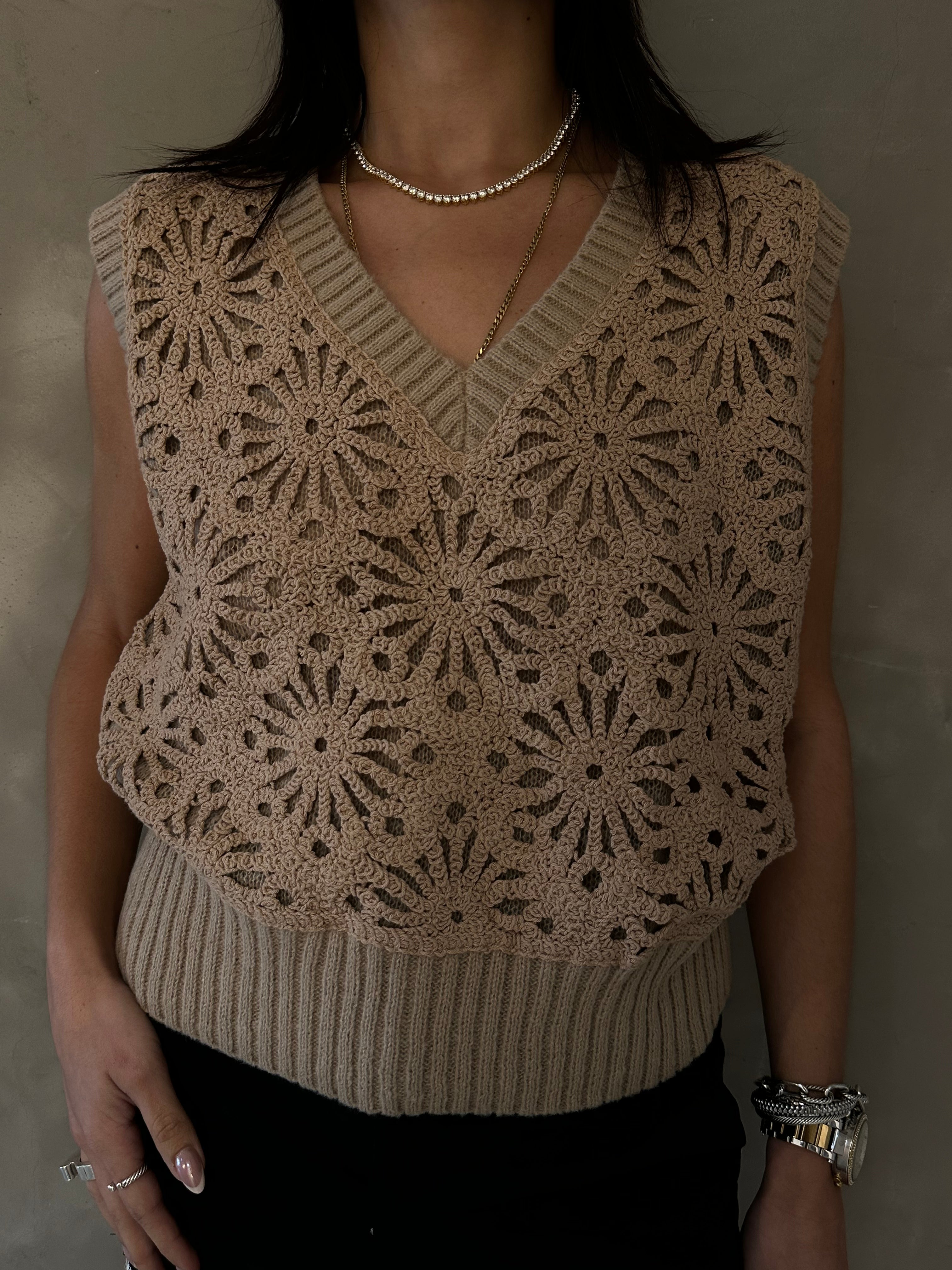 CAMILA KNIT VEST