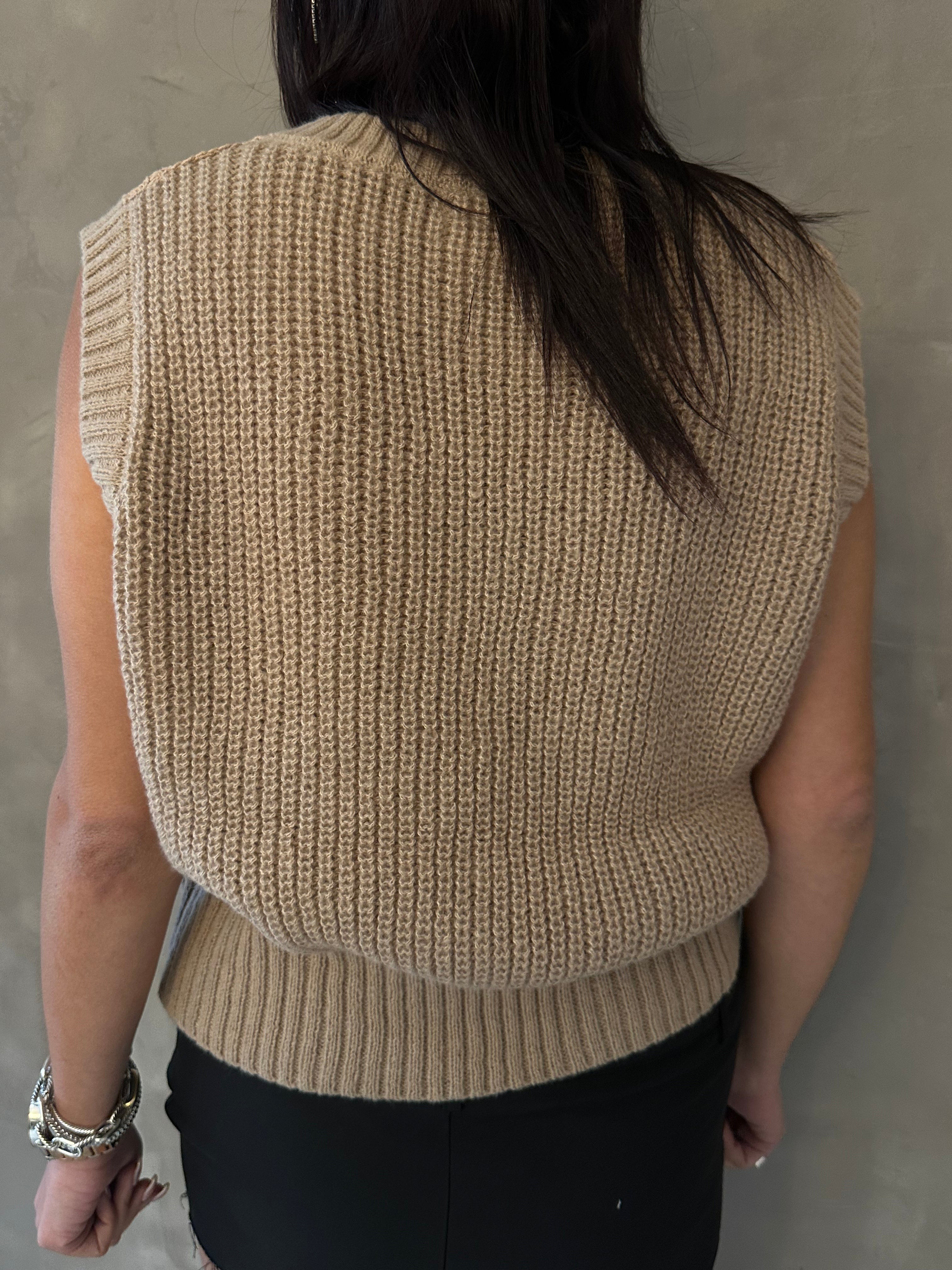 CAMILA KNIT VEST