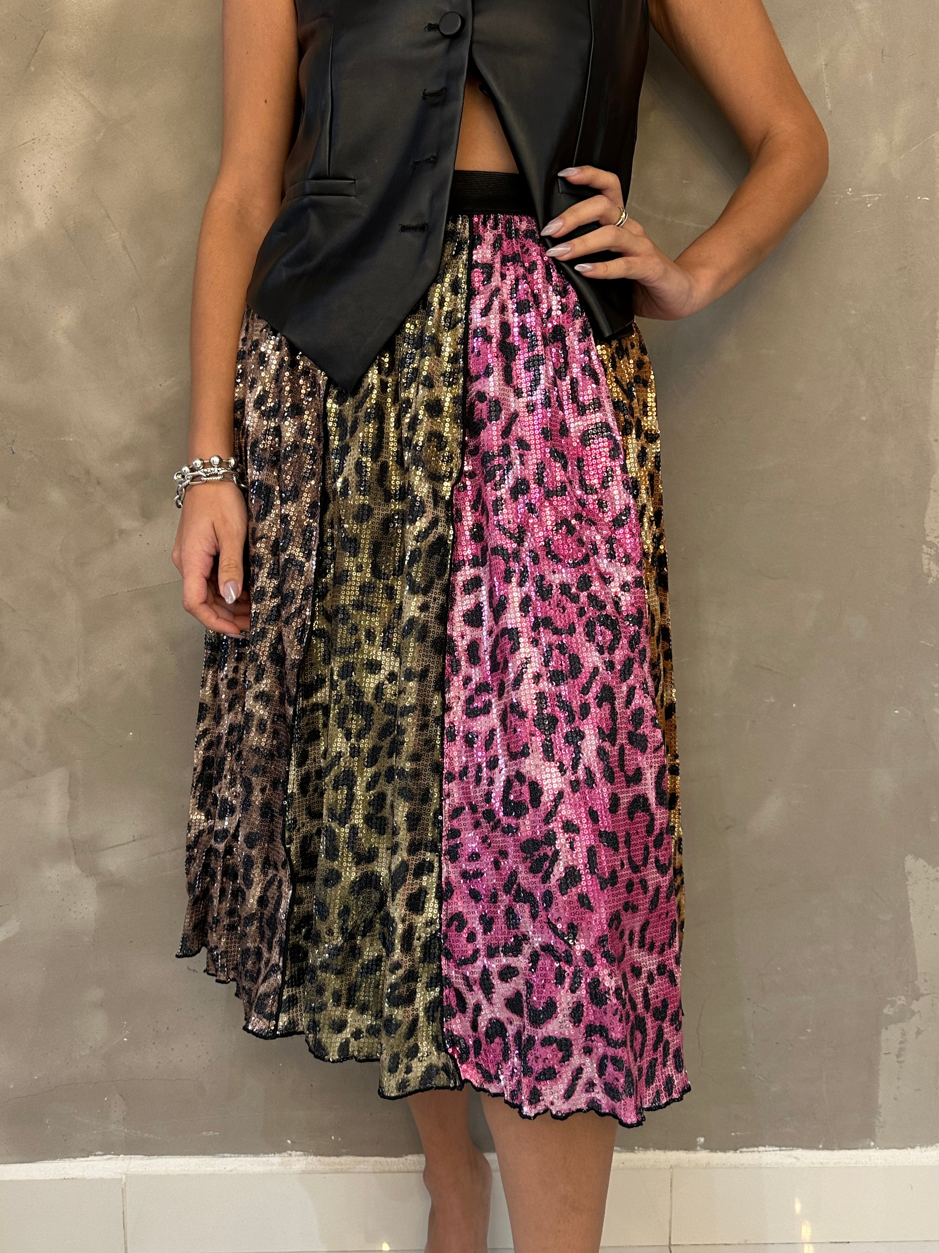 ANIMAL PRINT MIDI SKIRT